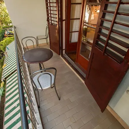 Apartments Ella Makarska